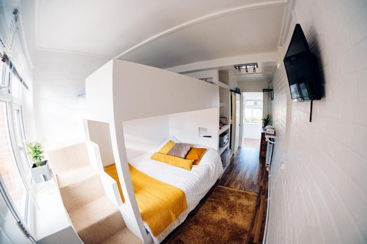 Bijou Annexe, Sea View, Private Entrance & Parking - Folkestone Hotel Buitenkant foto