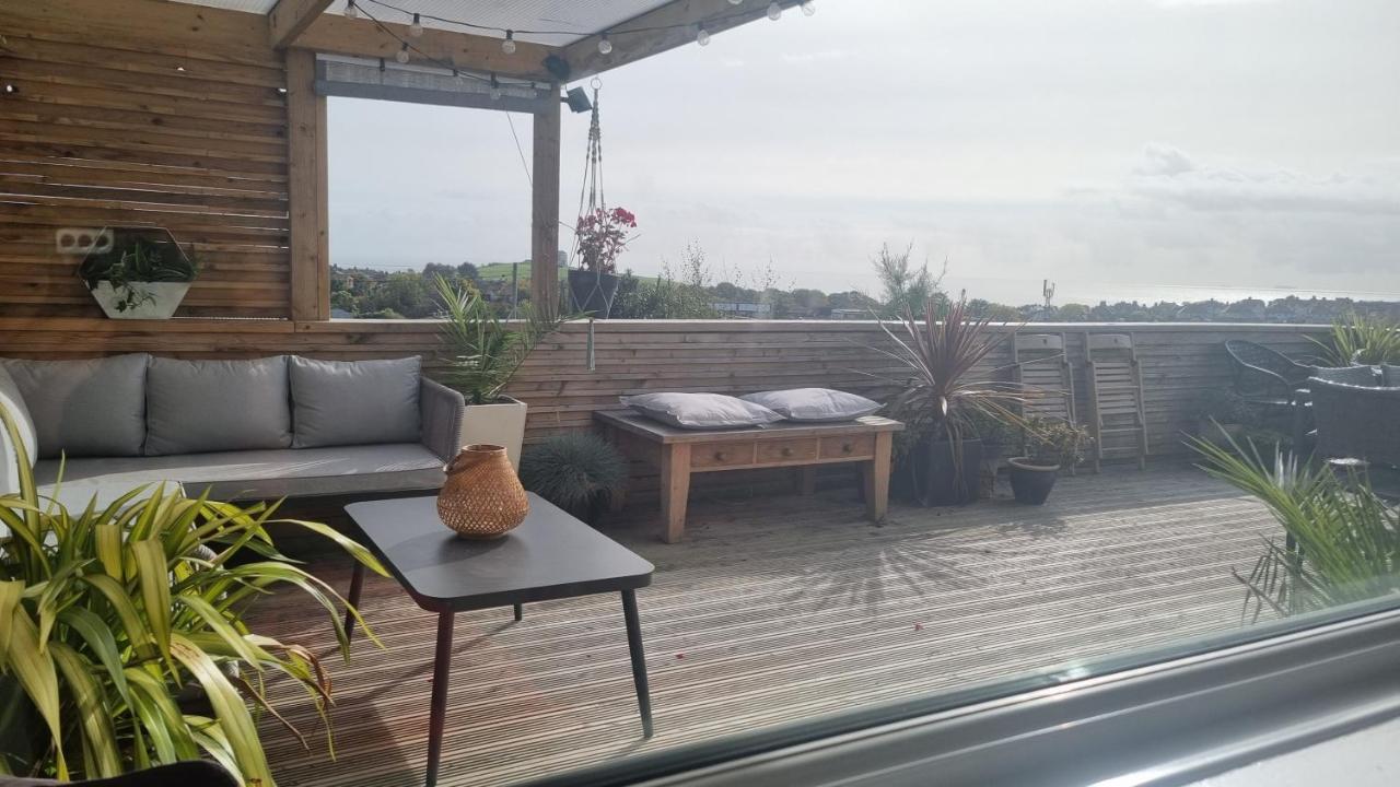 Bijou Annexe, Sea View, Private Entrance & Parking - Folkestone Hotel Buitenkant foto