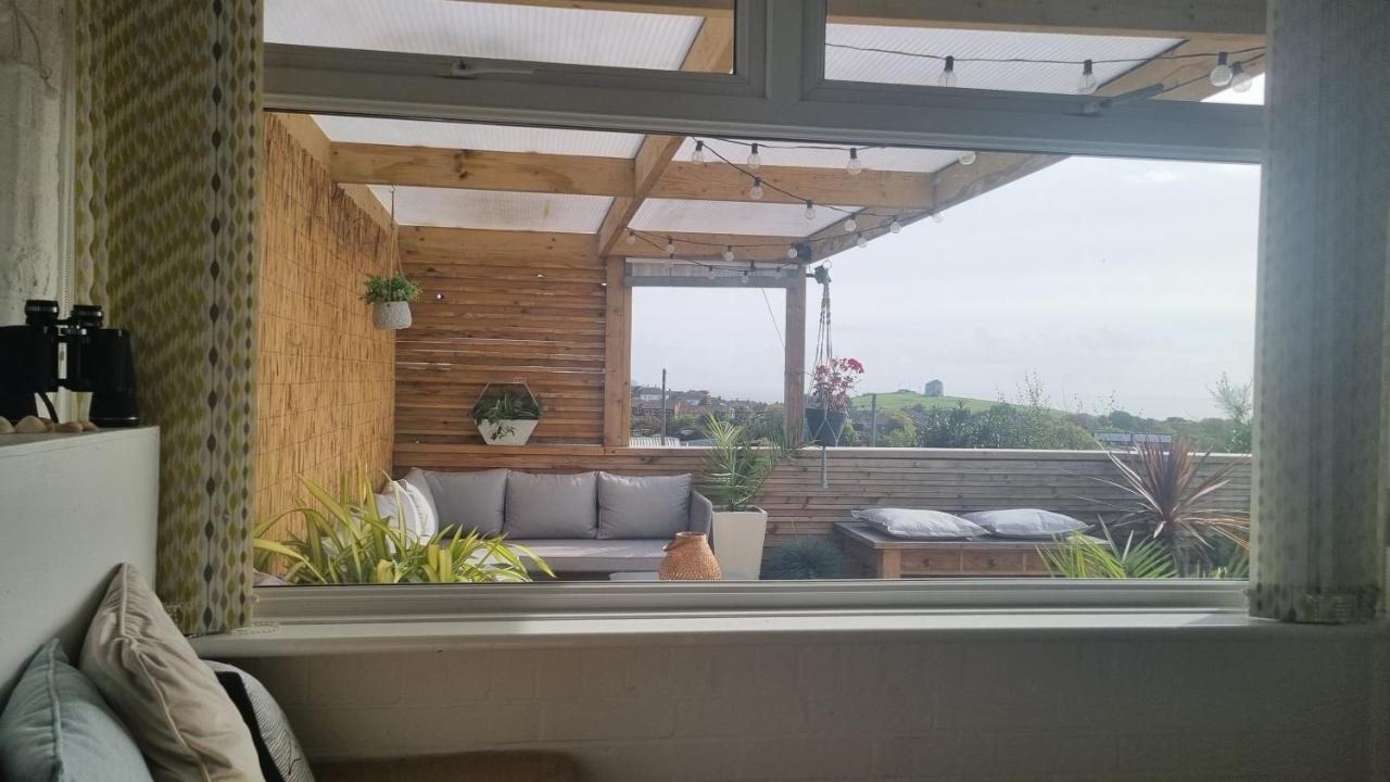 Bijou Annexe, Sea View, Private Entrance & Parking - Folkestone Hotel Buitenkant foto